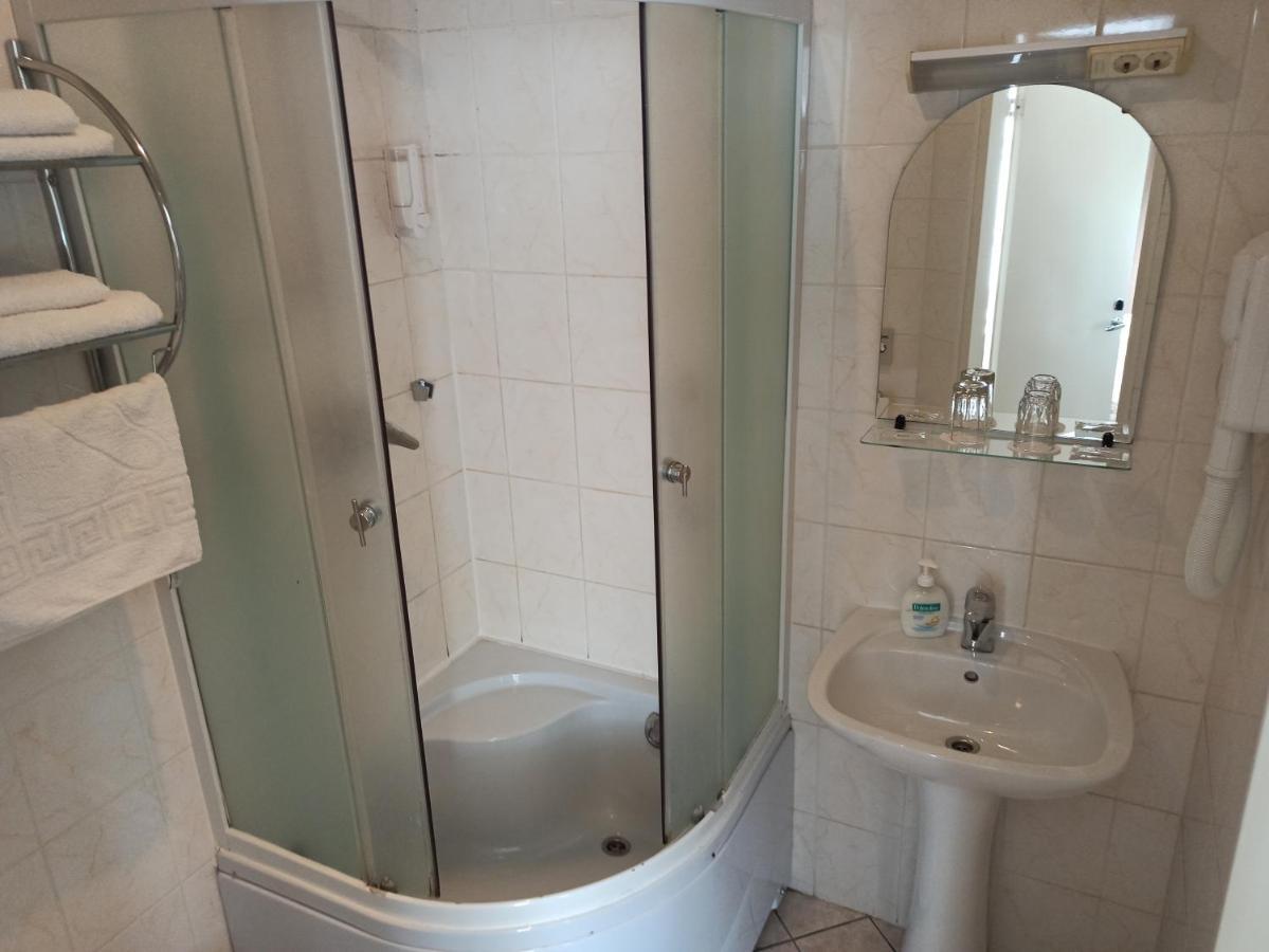Central Hotel Narva Dış mekan fotoğraf